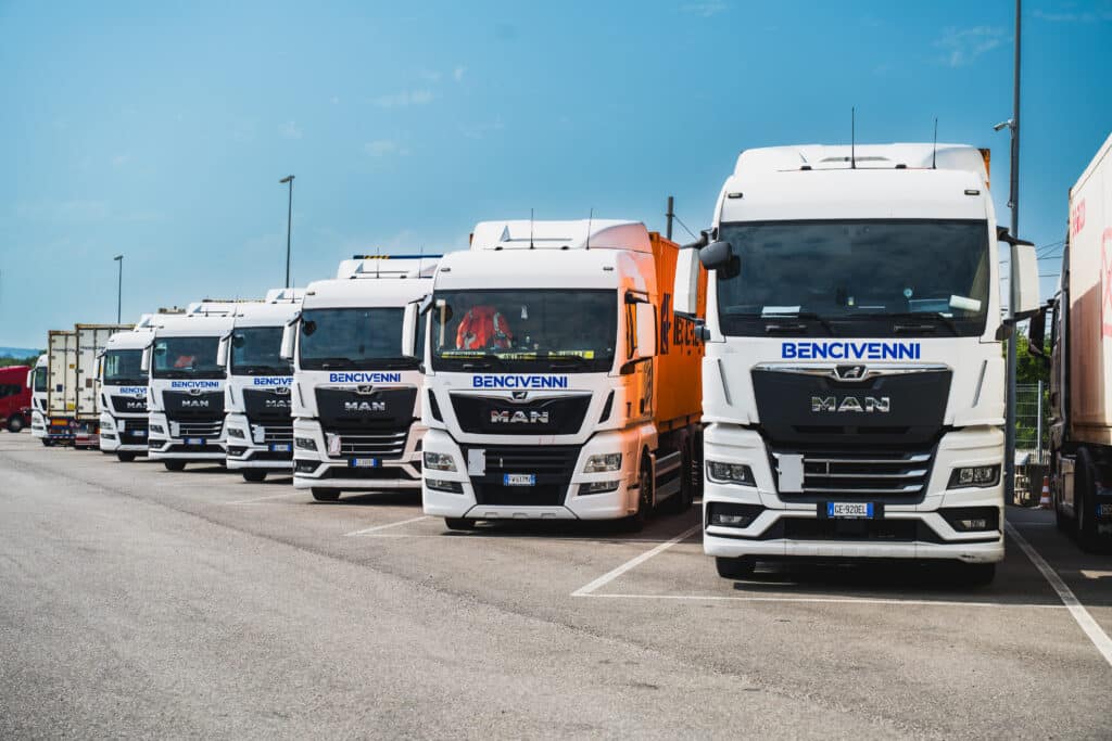 Bencivenni semi-trailer for road container transport